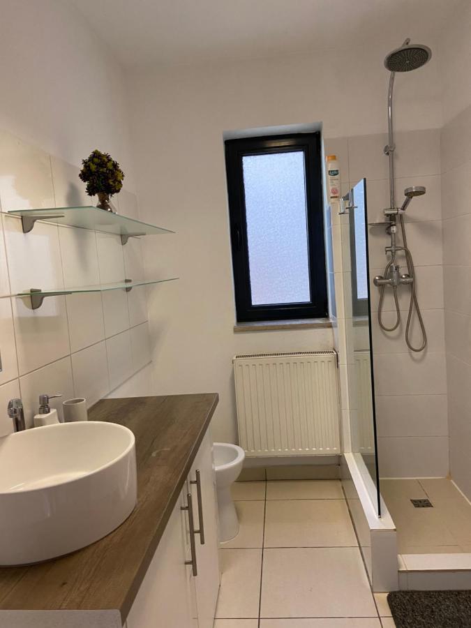 Aqua Apartman Satu Mare Buitenkant foto