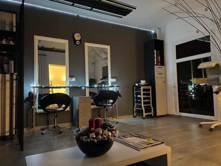 Aqua Apartman Satu Mare Buitenkant foto