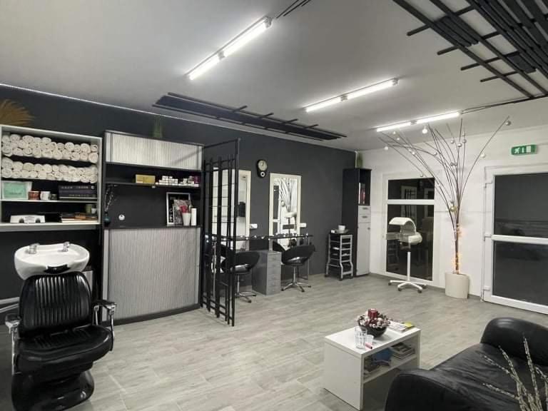 Aqua Apartman Satu Mare Buitenkant foto