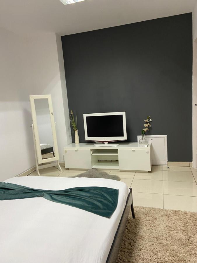 Aqua Apartman Satu Mare Buitenkant foto